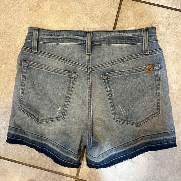 Joe’s Jeans Alston Released Hem Destroyed Midi Denim Shorts 26 - Picture 8 of 9